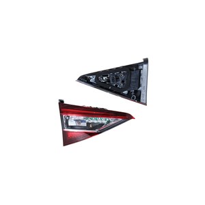 Takavalo, Vasen, skoda superb kombi iii, 3V9945307, 3V9945709