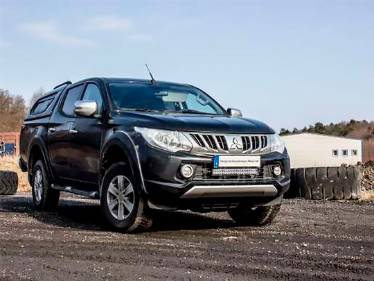 Led-lisävalosarja Mitsubishi L200 (2015-2019)